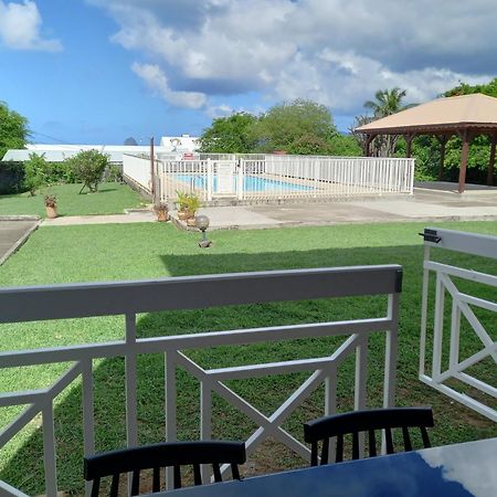Appartement A Anse Mabouya En Rez De Jardin Avec Piscine A Proximite Des Plages Sainte-Luce Exterior foto