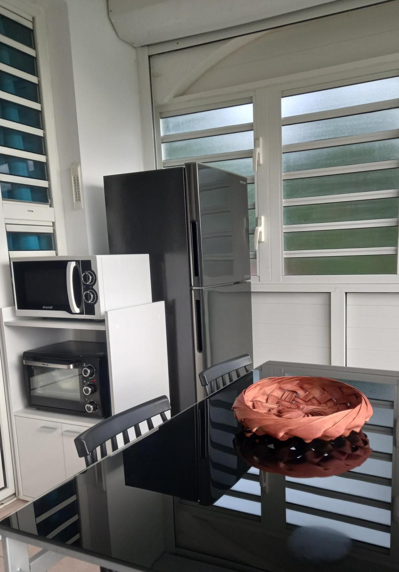Appartement A Anse Mabouya En Rez De Jardin Avec Piscine A Proximite Des Plages Sainte-Luce Exterior foto